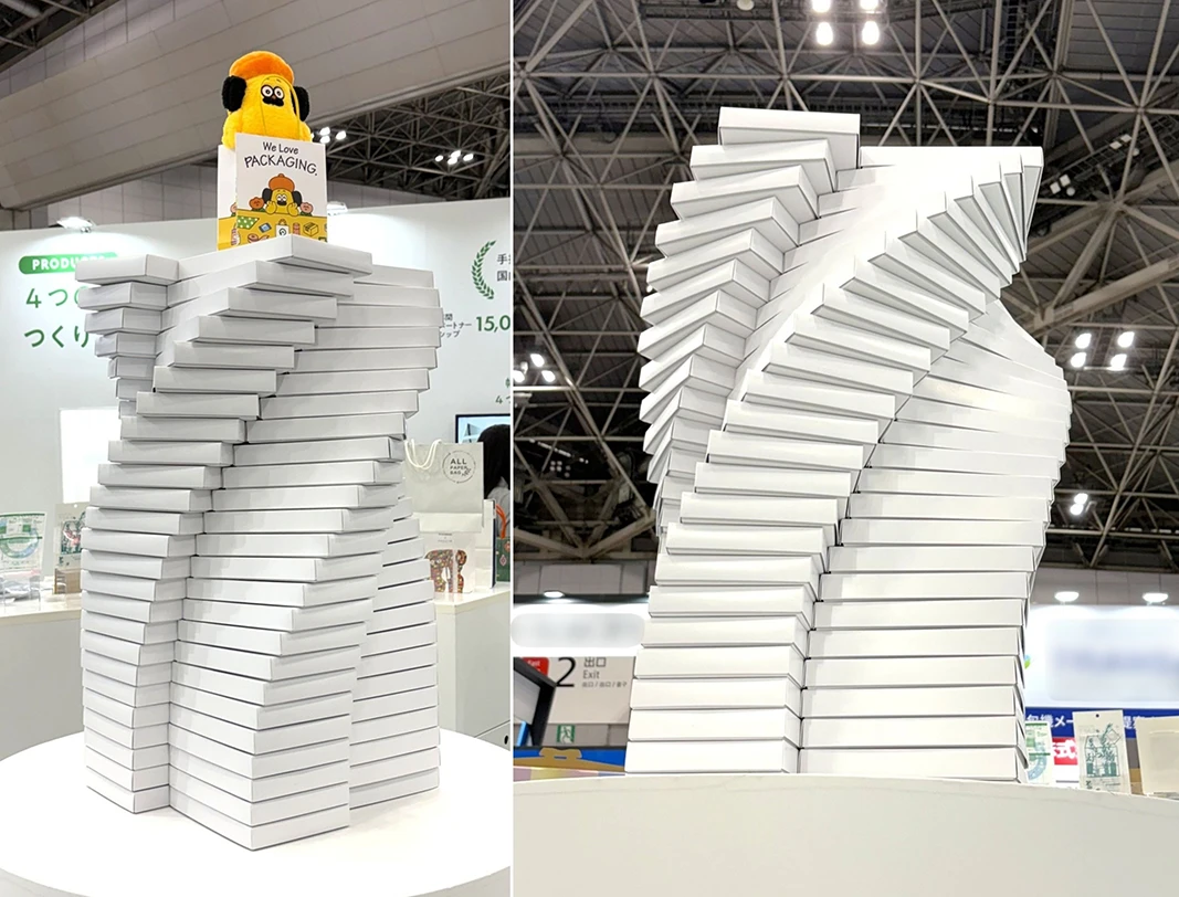 自動製函機(強化仕様)で組み立てた箱100個を使用したオブジェ展示
